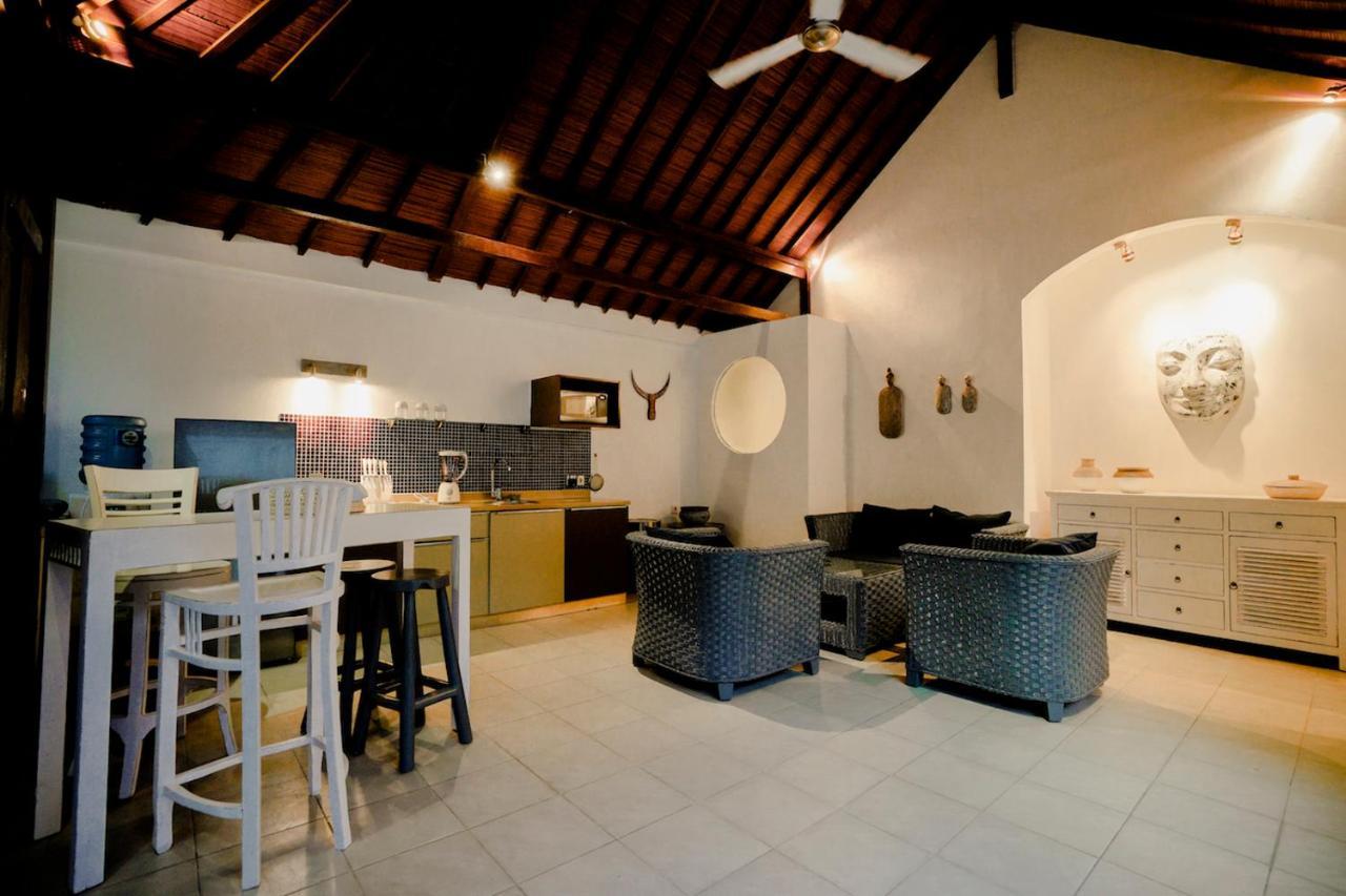 Dewi Seminyak (Bali)